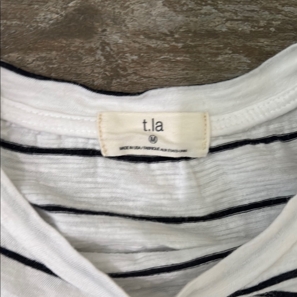 Anthropologie T.La Striped Tee in Black and White - Picture 6 of 9